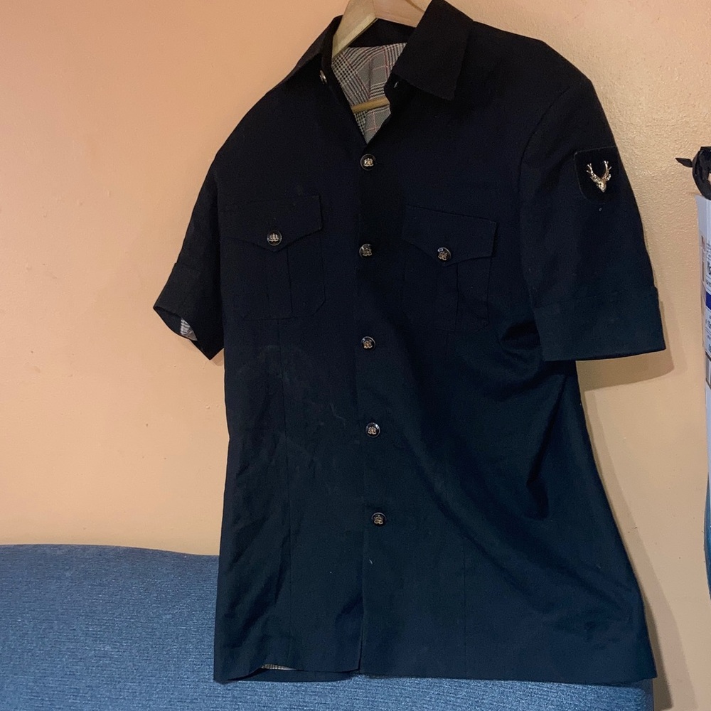 Black Short Sleeve Button-Up Shirt